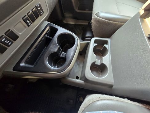 Used 2019 Nissan NV 2500 SV image 21