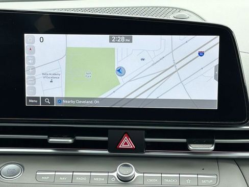 Used 2024 Hyundai Elantra SEL w/ Convenience Package image 22