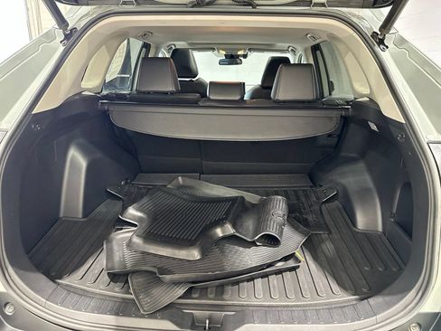 Used 2019 Toyota RAV4 XLE Premium w/ Cold Weather Package AWD/4WD image 12