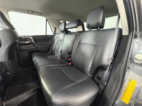 Used 2019 Toyota 4Runner Limited AWD/4WD image 19