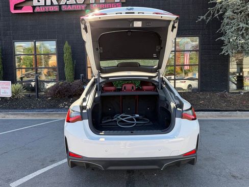 Used 2023 BMW i4 eDrive40 w/ Premium Package image 17