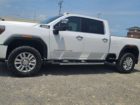 Used 2021 GMC Sierra 3500 Denali w/ Denali Ultimate Package AWD/4WD image 1