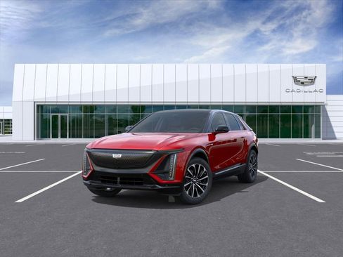New 2025 Cadillac Lyriq Sport image 8