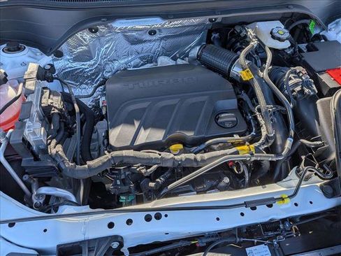 New 2026 Chevrolet Trax LT w/ Sunroof Package image 16