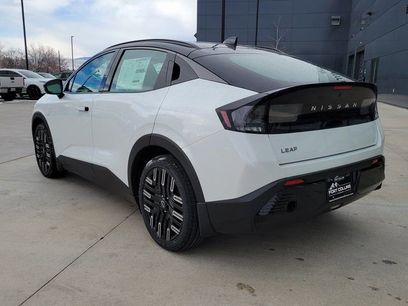 New 2026 Nissan Leaf Platinum+ w/ Cargo Package (Platinum+)