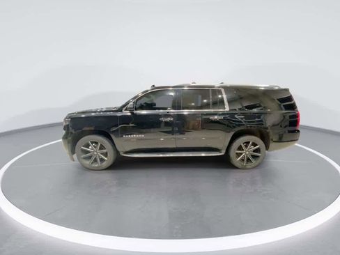 Used 2018 Chevrolet Suburban Premier image 5
