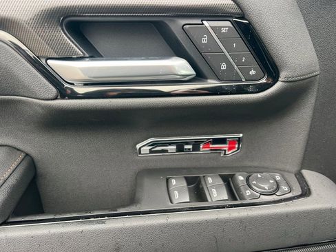 New 2026 GMC Sierra 1500 AT4 image 8