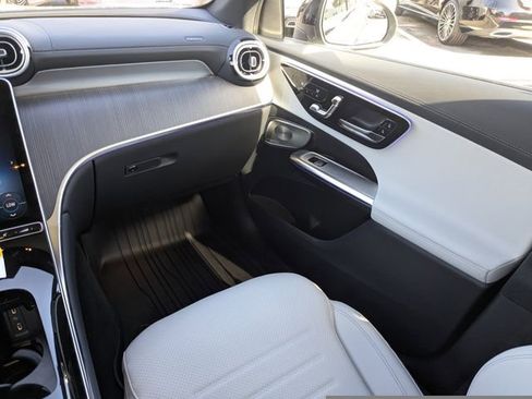 New 2026 Mercedes-Benz GLC 300 4MATIC image 18