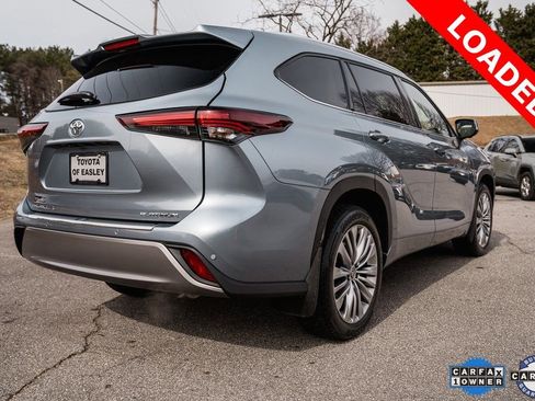 Used 2024 Toyota Highlander Platinum image 8