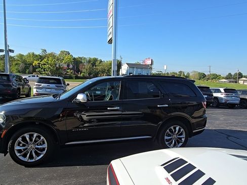 Certified 2022 Dodge Durango Citadel image 5