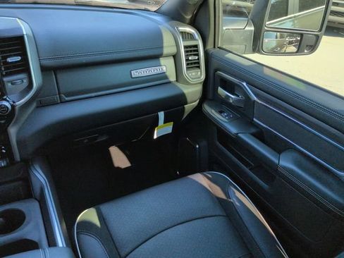 Used 2026 RAM 2500 Laramie w/ Night Edition AWD/4WD image 17