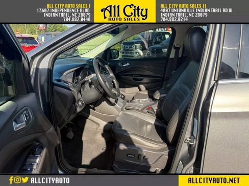 Used 2014 Ford Escape Titanium w/ Equipment Group 401A AWD/4WD image 18