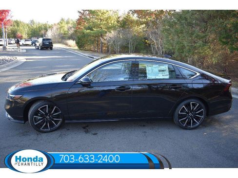 New 2025 Honda Accord Hybrid Touring image 6