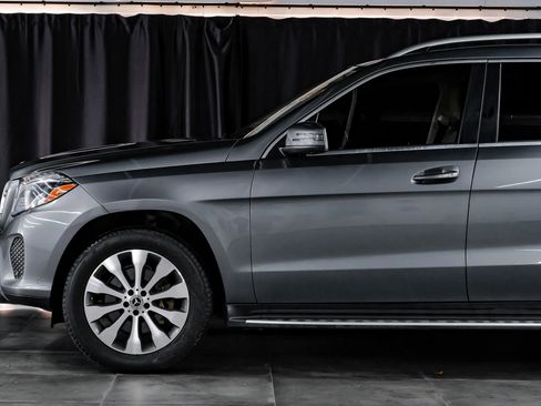 Used 2018 Mercedes-Benz GLS 450 4MATIC w/ Premium Package image 17