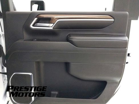 Used 2024 Chevrolet Silverado 3500 LT w/ True North Edition AWD/4WD image 32