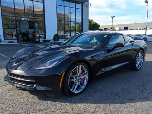 Used 2014 Chevrolet Corvette Stingray Coupe w/ 3LT Preferred Equipment Group RWD image 2