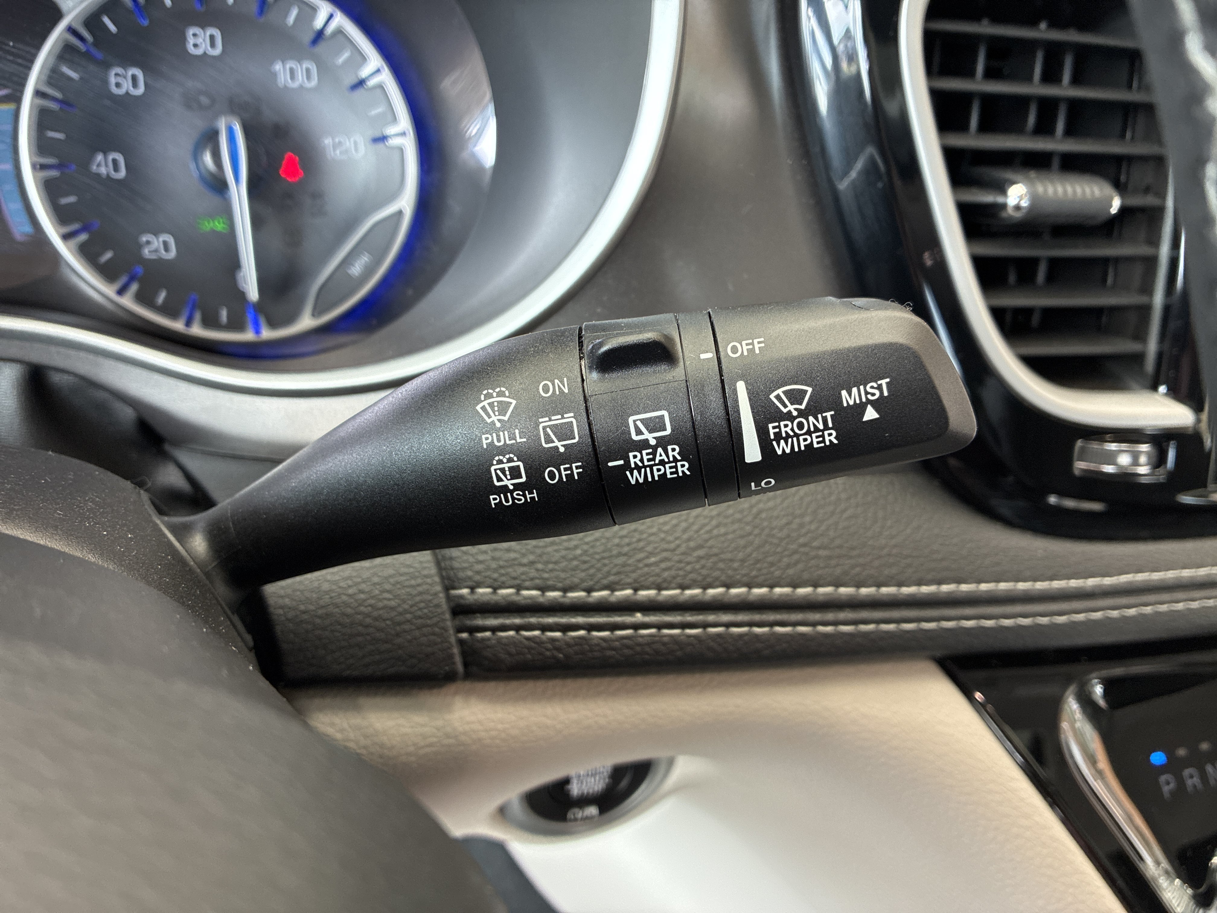 Certified 2024 Chrysler Pacifica Touring-L w/ Uconnect Theater Family Group AWD/4WD image 26