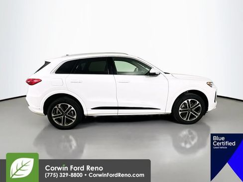 Used 2025 Audi Q5 Premium w/ Convenience Package AWD/4WD image 11