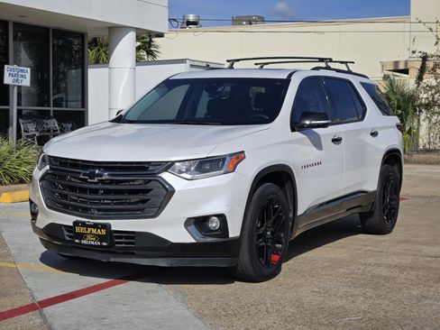 Used 2020 Chevrolet Traverse Premier w/ Redline Edition image 2