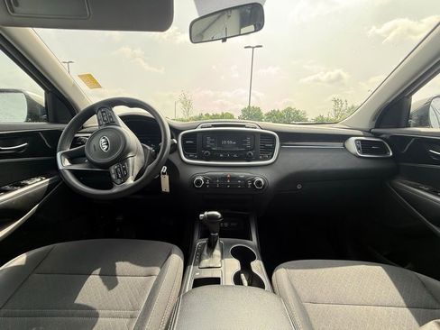 Used 2016 Kia Sorento FWD image 27