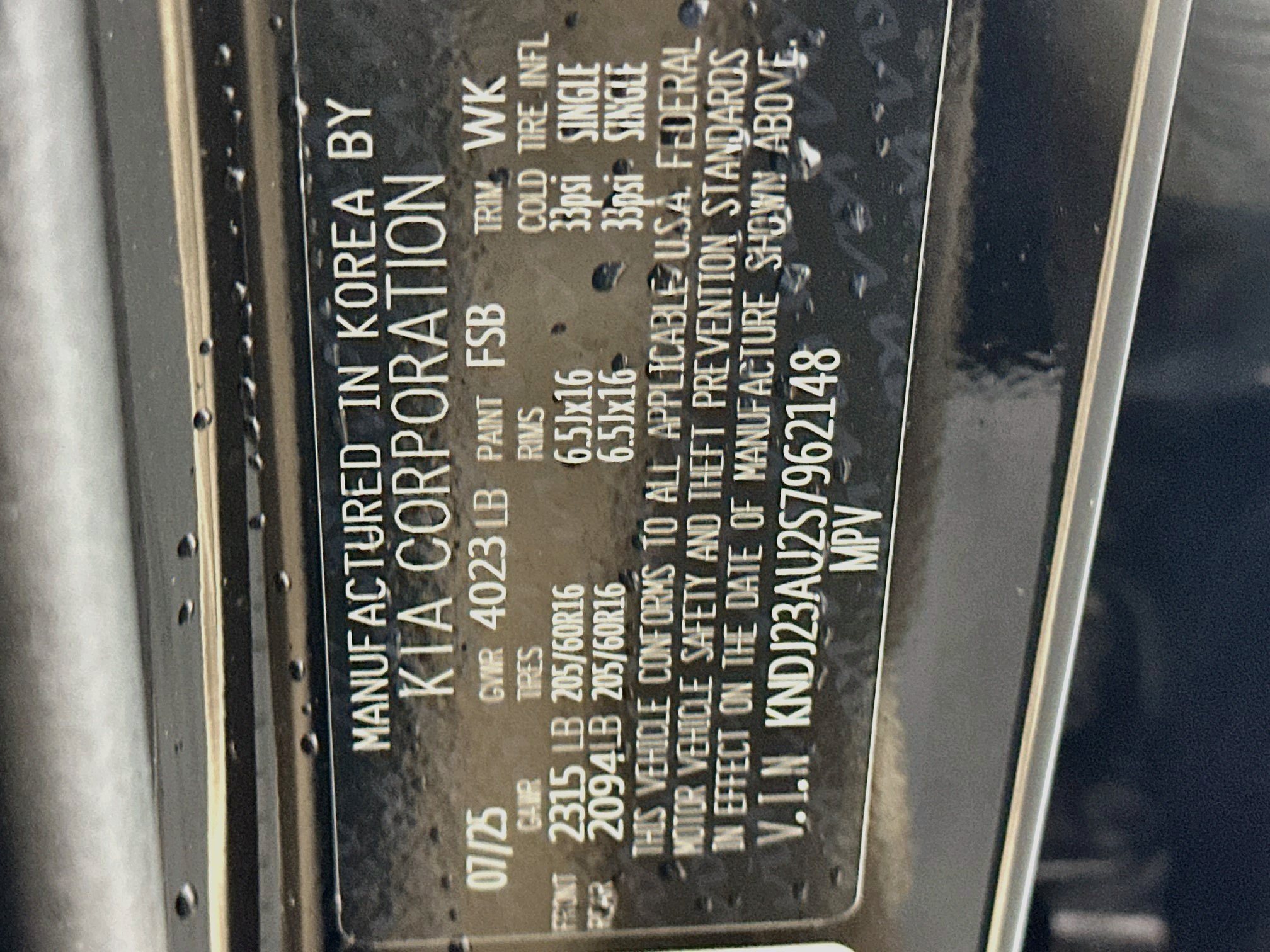 Used 2025 Kia Soul LX w/ LX Technology Package FWD image 12