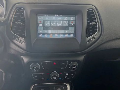 Used 2019 Jeep Compass Sport AWD/4WD image 17