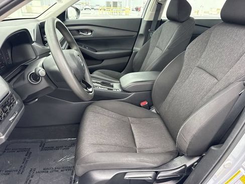 Used 2023 Honda Accord LX image 11