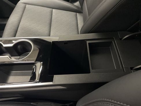 New 2026 Chevrolet Equinox LT w/ Convenience Package II image 17