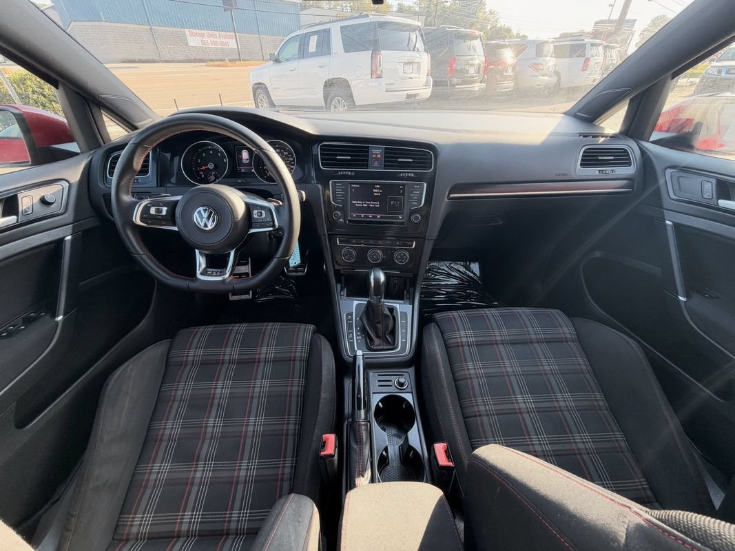 Used 2017 Volkswagen GTI S FWD image 19
