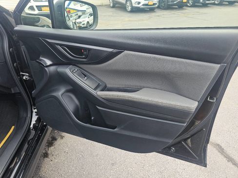 Used 2021 Subaru Crosstrek 2.5i Sport w/ Moonroof Package image 31