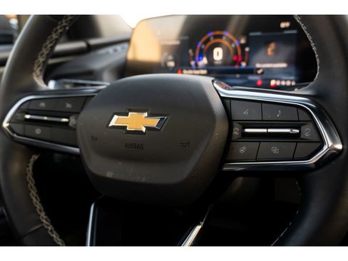 Used 2026 Chevrolet Traverse LT w/ Sun and Wheel Package FWD image 31