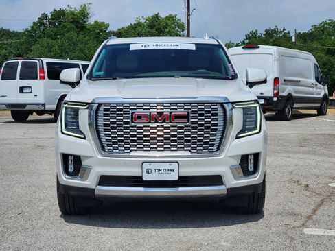 Used 2023 GMC Yukon XL Denali AWD/4WD image 33