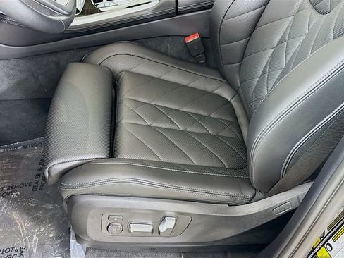 Used 2024 BMW X5 xDrive40i w/ Premium Package image 20
