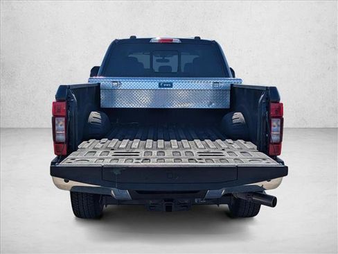 Used 2021 Ford F250 Lariat w/ Lariat Ultimate Package AWD/4WD image 6