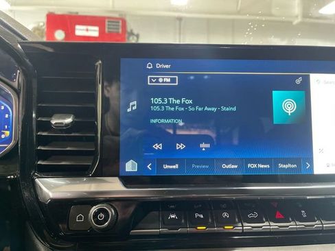Used 2023 Chevrolet Silverado 1500 High Country AWD/4WD image 16