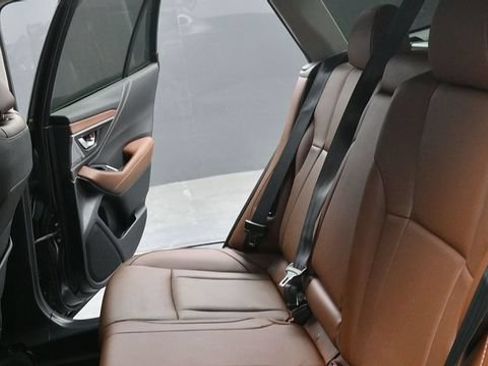 Used 2020 Subaru Outback Touring XT AWD/4WD image 21