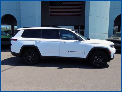 Used 2023 Jeep Grand Cherokee L Laredo