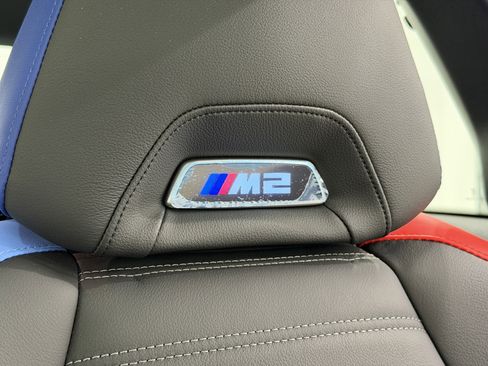Used 2025 BMW M2 w/ Lighting Package image 31