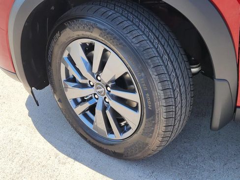New 2026 Nissan Pathfinder SV FWD image 9