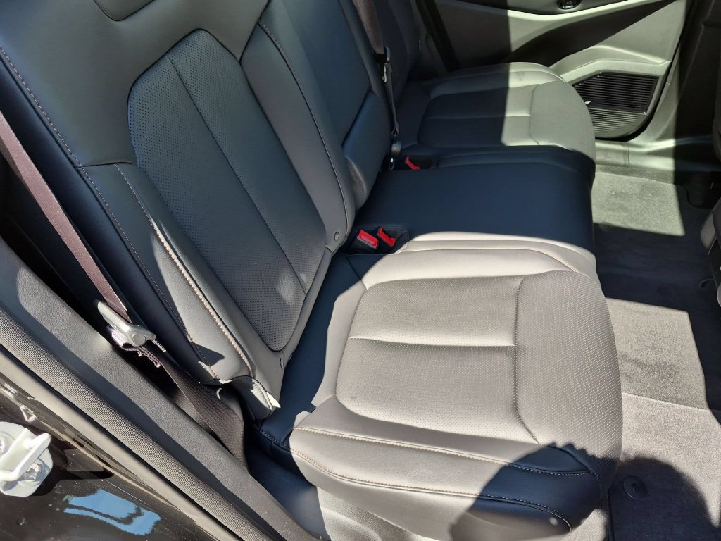 Used 2026 Jeep Cherokee Limited AWD/4WD image 22