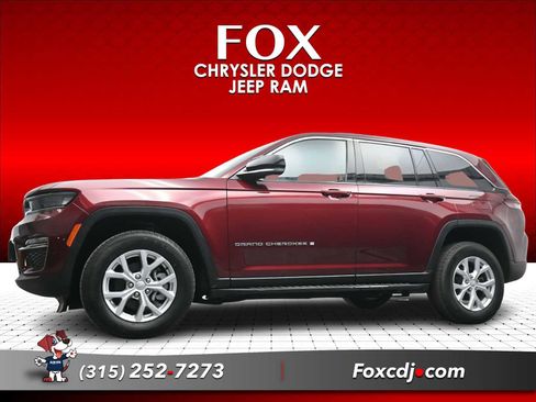 Used 2023 Jeep Grand Cherokee Limited image 1