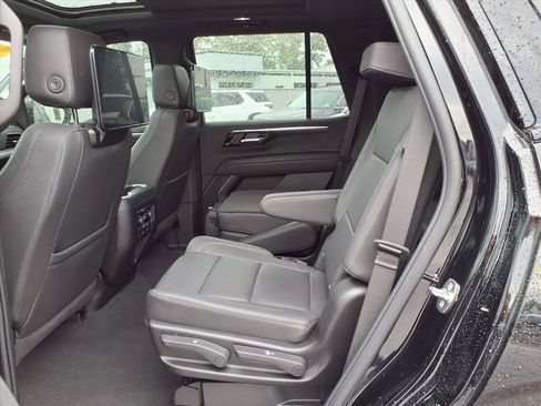Used 2026 Chevrolet Tahoe Z71 w/ Z71 Off-Road Package AWD/4WD image 12