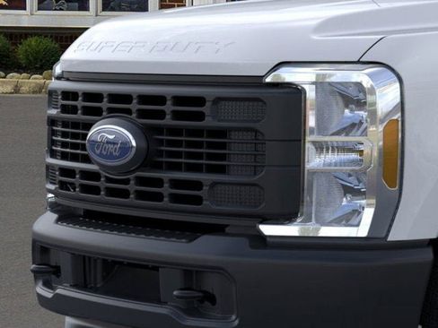 New 2026 Ford F250 XL image 42