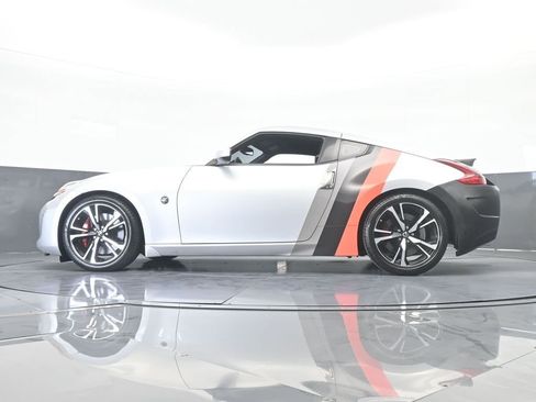 Used 2020 Nissan 370Z w/ Sport Package image 52