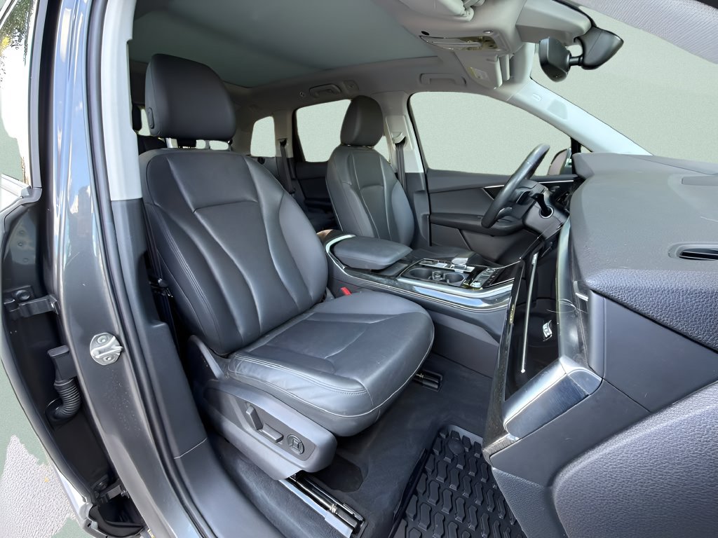 Used 2021 Audi Q7 3.0T Prestige w/ Prestige Package AWD/4WD image 24
