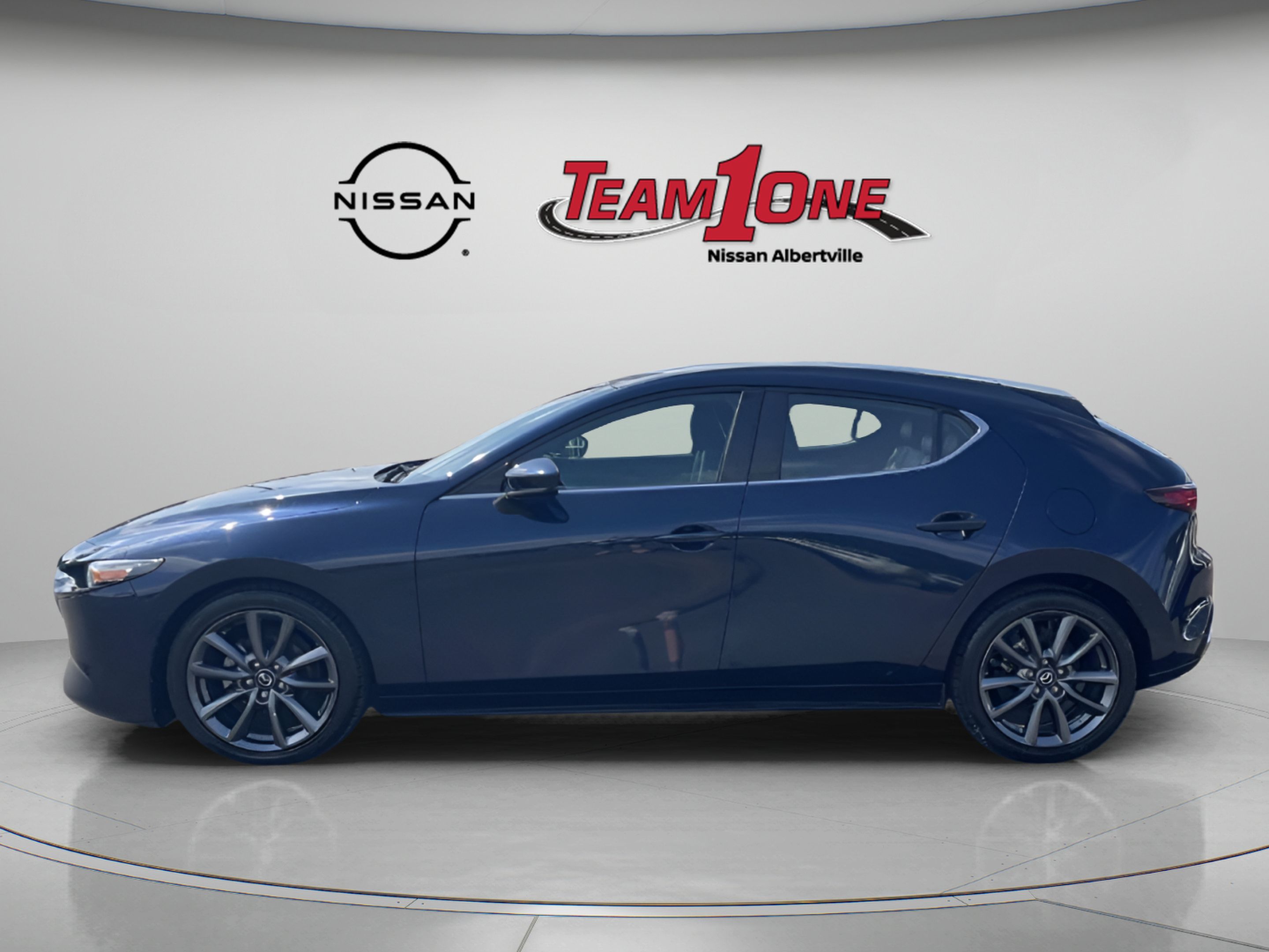 Used 2021 MAZDA MAZDA3 s FWD image 5