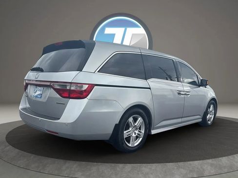 Used 2013 Honda Odyssey Touring Elite image 14