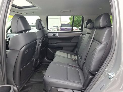 Used 2025 Hyundai Santa Fe XRT AWD/4WD image 11