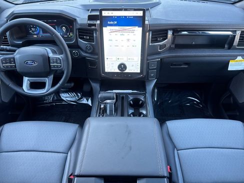 New 2025 Ford F150 Lightning Lariat image 19