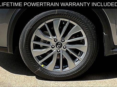 Certified 2025 INFINITI QX50 Pure image 22